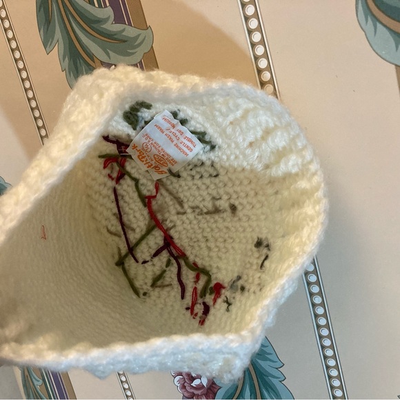 Vintage Knit Hat with Sheep Embroidery - Picture 6 of 7